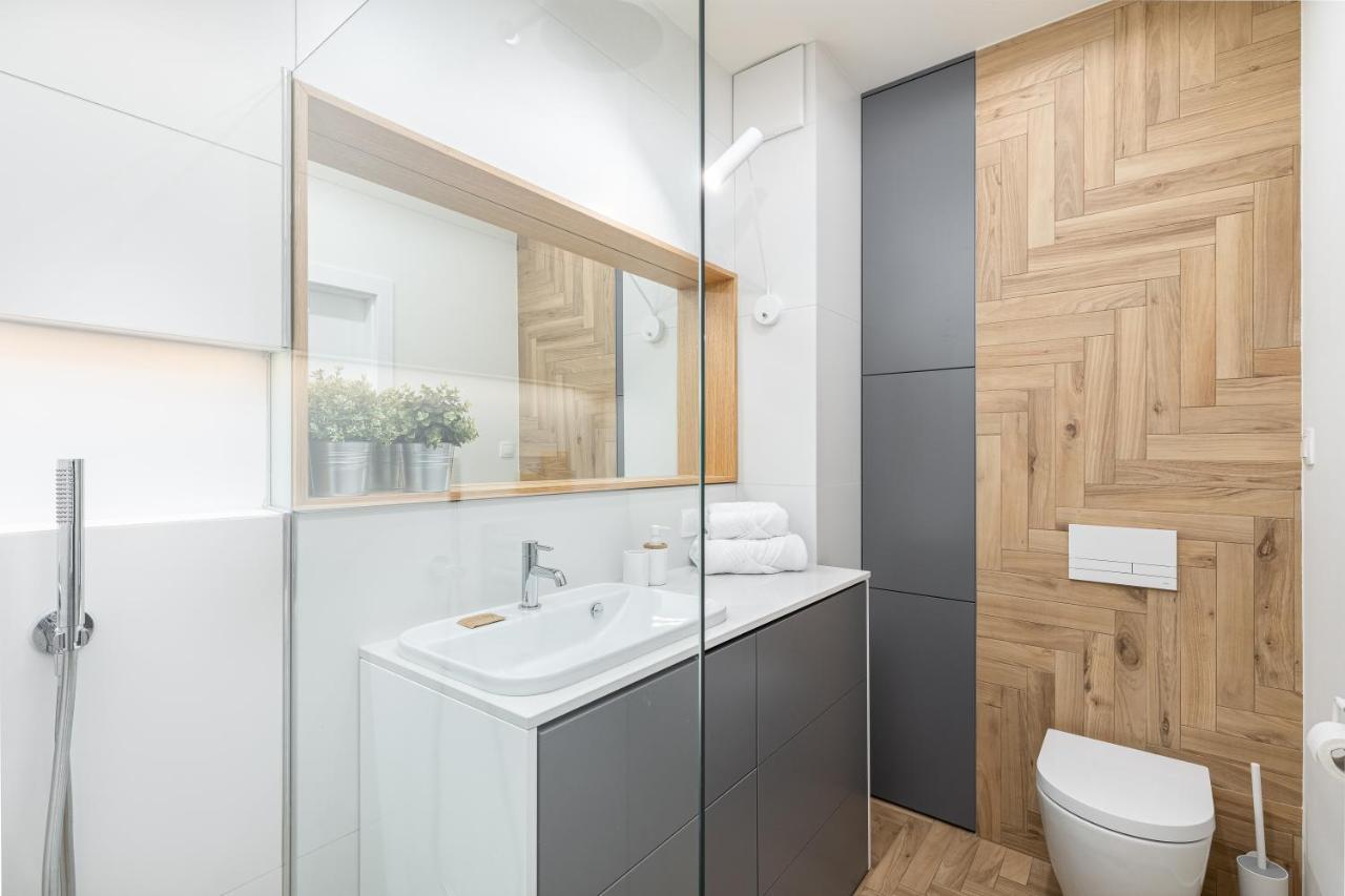 Dots Apartments Rakowicka Краков Экстерьер фото